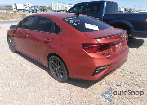 2020 Kia Forte Gt-Line z USA, uszkodzony, nr VIN 3KPF34AD2LE200433